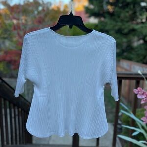 Elegant White Women's Pleats Top